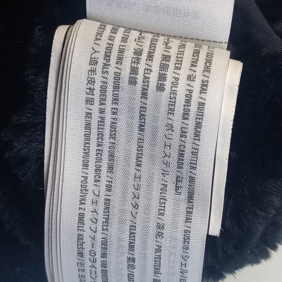 Hollistor Kids All Weather Faux Fur Lined Winter Coat - Picture 11 of 11